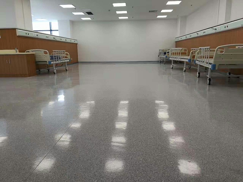 泰州市新中醫院潔福地板同質透心系列鋪設效果圖3